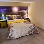 Zefia Home